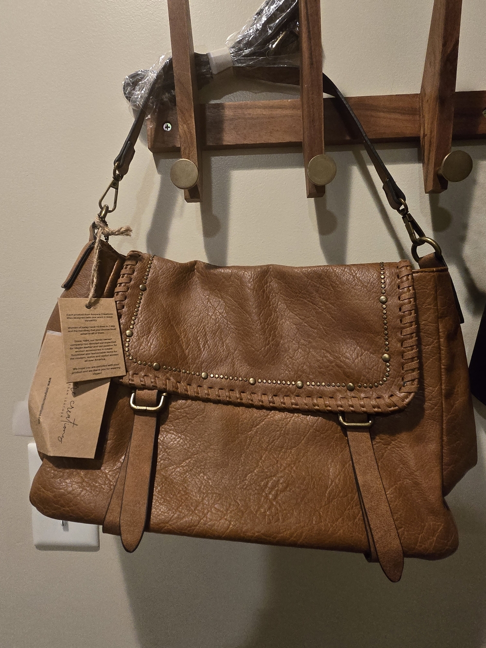 🔥 Ampere Creatiobs Women's Tan Vegan Leather Flap Shoulder Bag